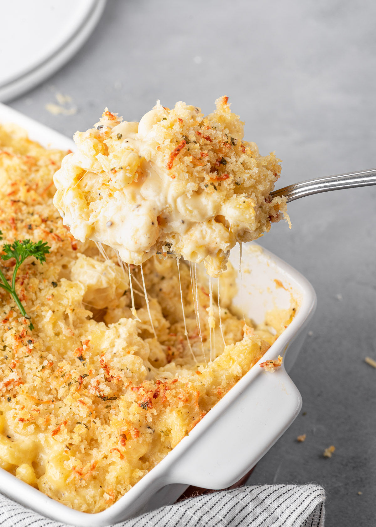what to serve with mac and cheese baked